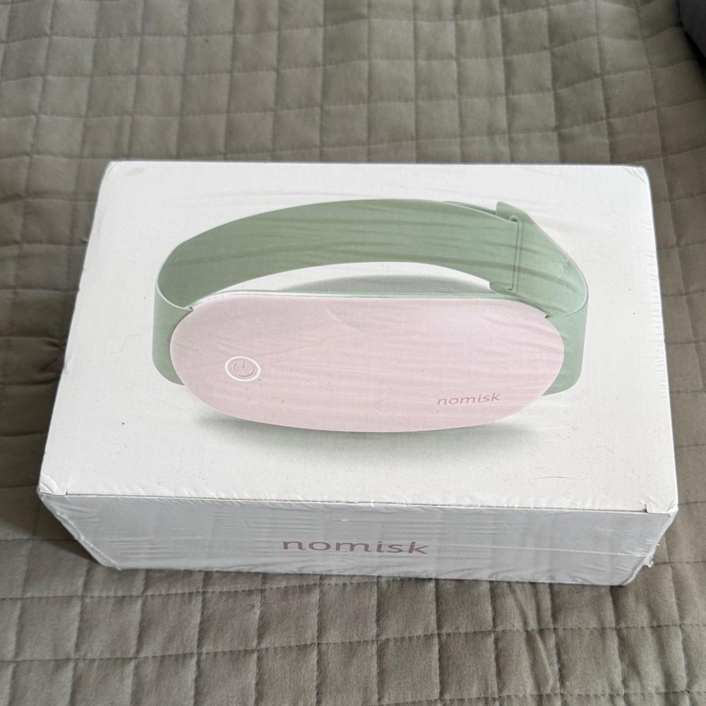 Nomisk Pink and Green Eye Massager